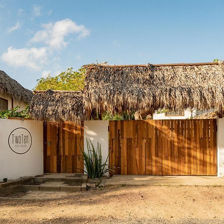 Twoten° Surf Home Popoyo Luaran gambar