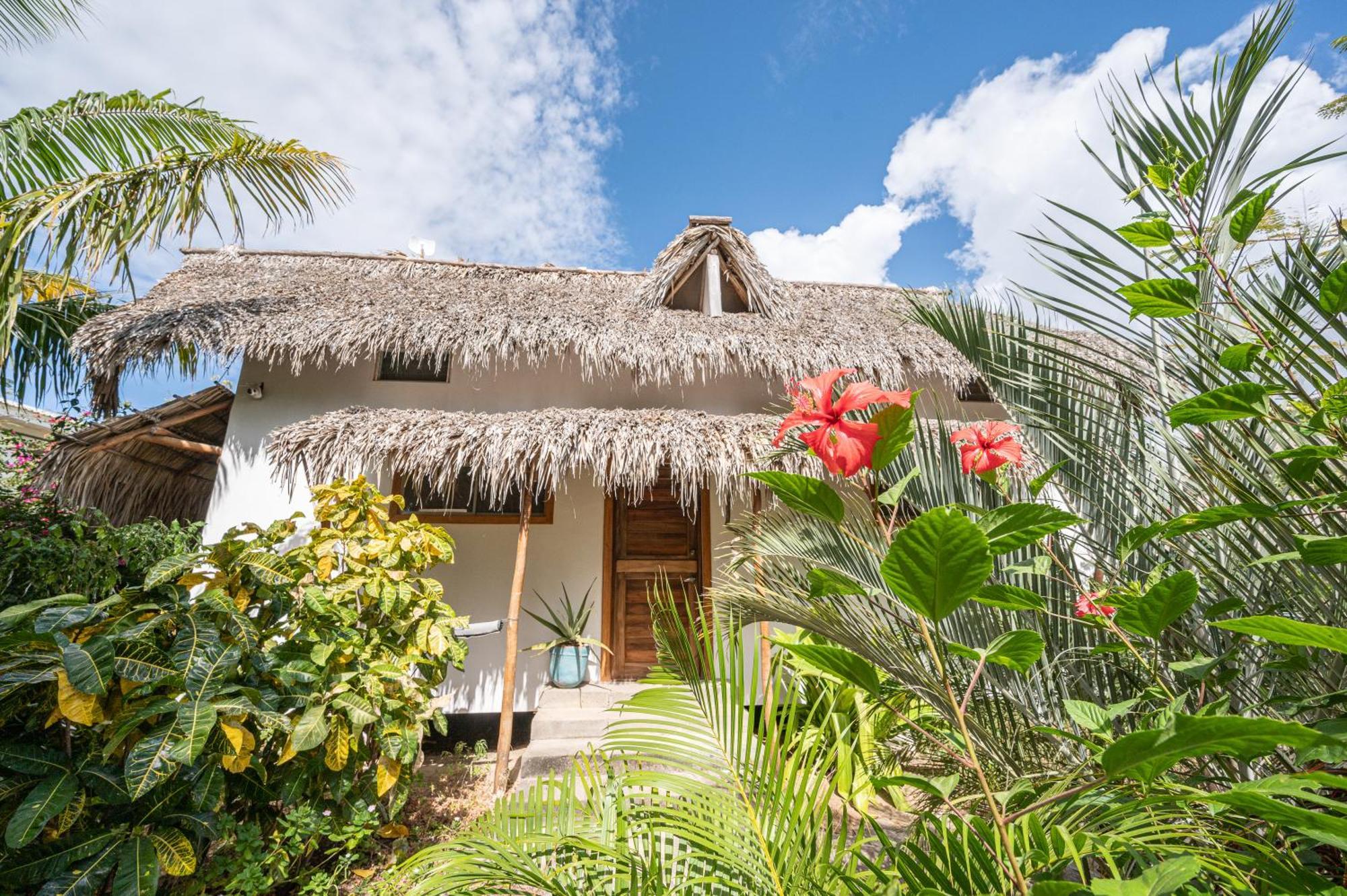 Twoten° Surf Home Popoyo Luaran gambar